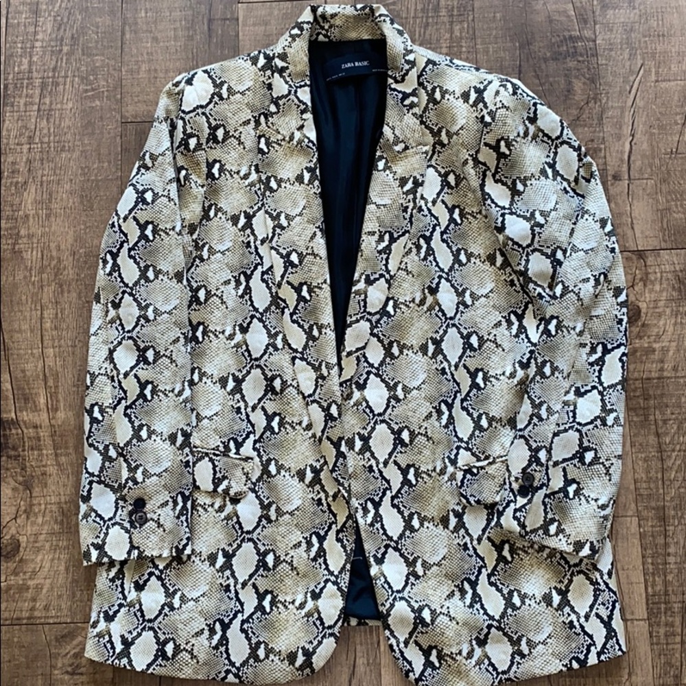 ZARA (snake print) Blazer